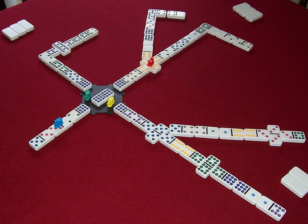 By Liko81 - Own work, CC BY 3.0, https://commons.wikimedia.org/w/index.php?curid=4678202 Mexican Train